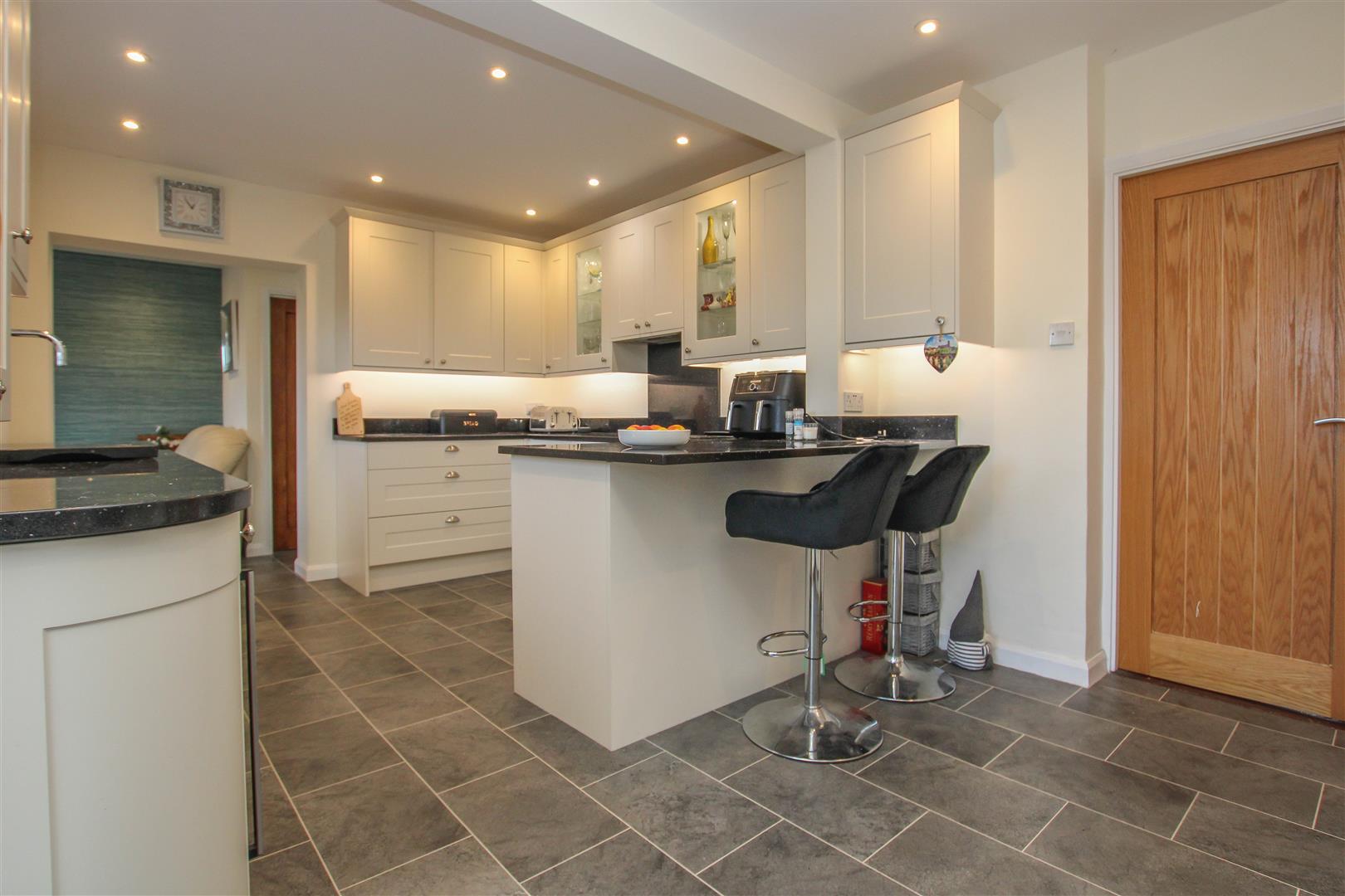 Shevon Way, Brentwood Keith Ashton